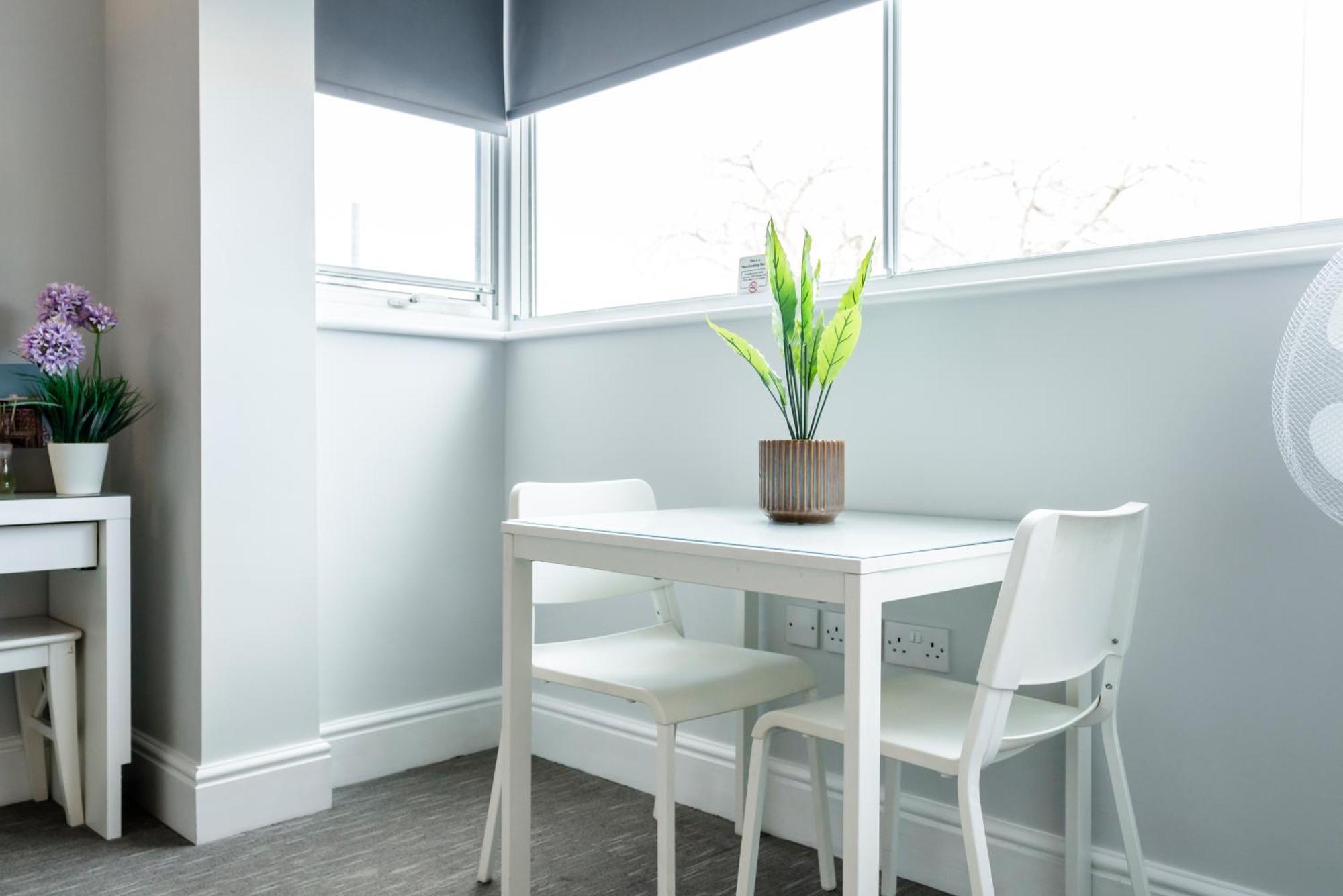 1 Riverside Apartments NWI Zewnętrze zdjęcie